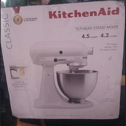 Brand New KitchenAid Tilt-Head Stand Mixer