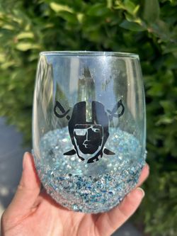 Peek-A-Boo Wine Glasses