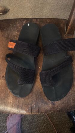 Black sandals