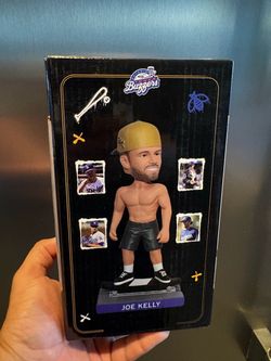 Joe Kelly tower buzzers Bobblehead 2026 sga