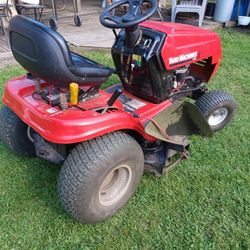 MTD YARD MACHINE LAWN TRACTOR