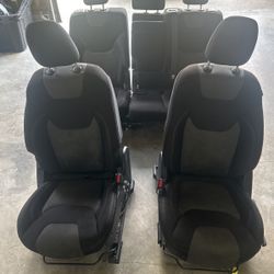 jeep cherokee seats