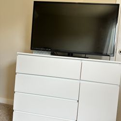 White Dresser (like new)