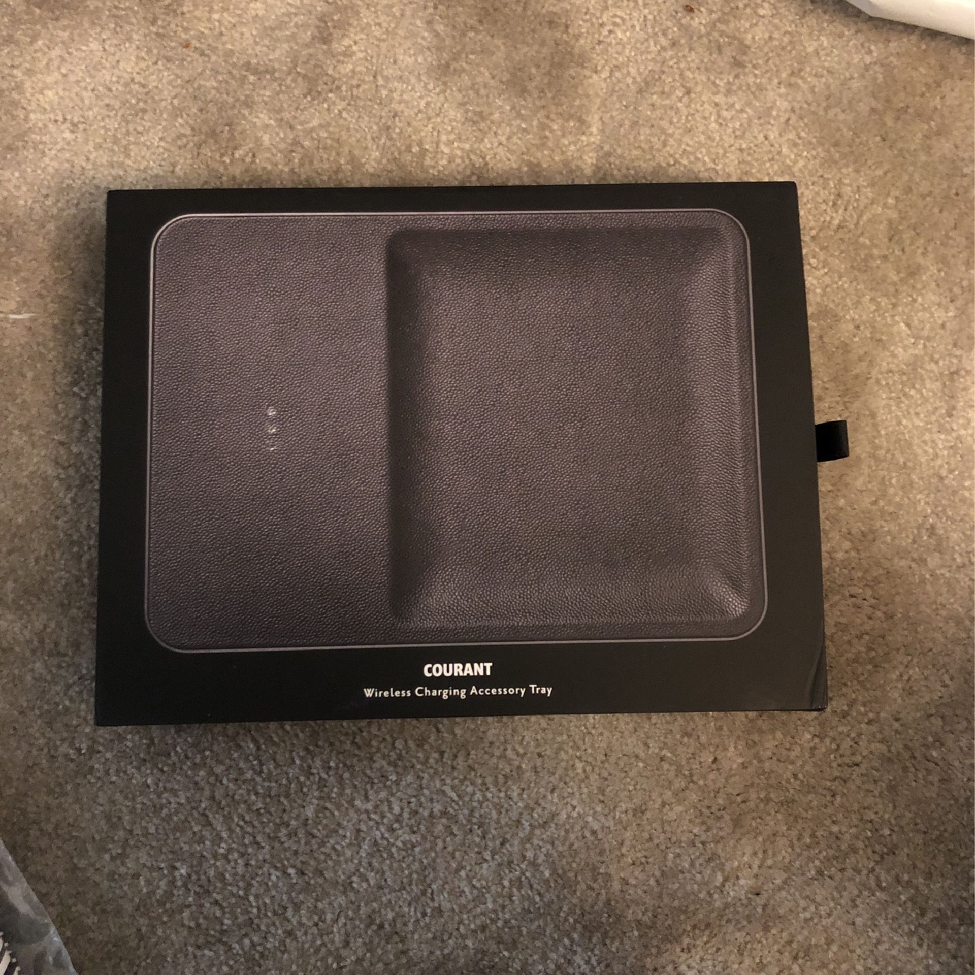 Courant Wireless Charging Tray