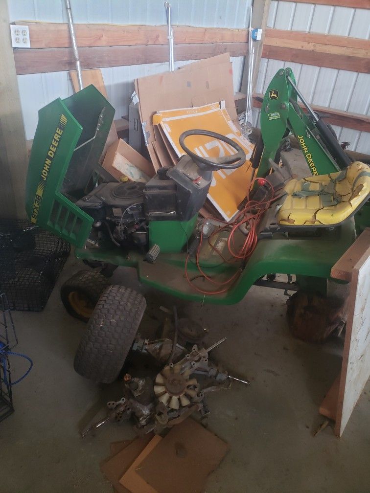 John Deer Riding Mower