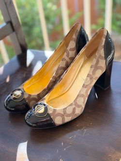 Coach Pumps 🤎