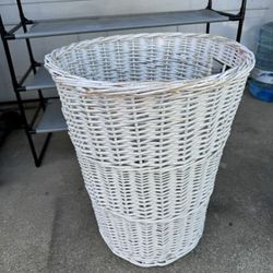 Large woven laundry basket