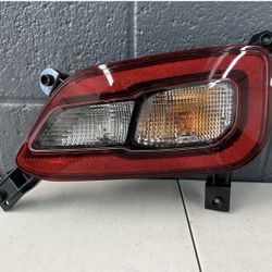 2019 HYUNDAI KONA RIGHT PASSENGER SIDE TAIL LIGHT OEM 92406-K4000
