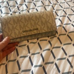 Michael kors wallet sale best sale