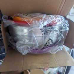 Mixing Bowl Set with Lids