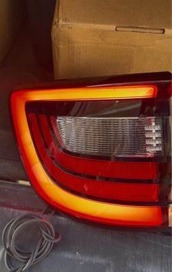 14-22 Dodge Durango LH Tail Light
