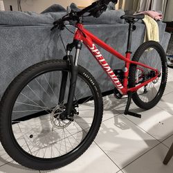 Specialized rockhopper 27.5 for sale 2025