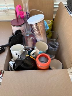 Coffee cups and water bottles!