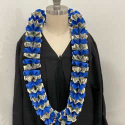 Graduation Lei $30