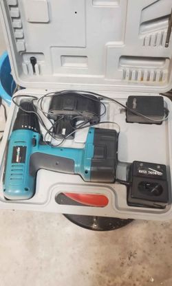 Coleman Powermate 18V Cordless Drill Kit – 2 Batteries + Charger