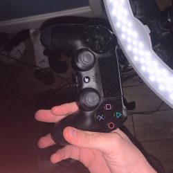 PS4 Controller 