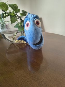 Disney Dory Plush 17"