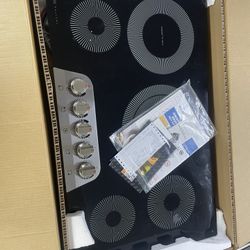 Frigidaire 36”width Electric Cooktop New Perfect Conditions 