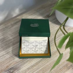 Goyard Card Holder – White/Cream – Never Used