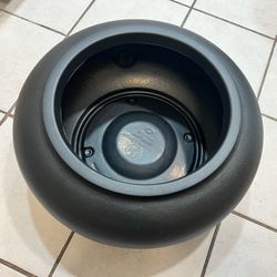 The HC Companies 21 Inch Garden Hose Pot - Durable Lightweight Plastic Decorative Hose Pot for Yard, 100-Foot Capacity Hose Storage, Black