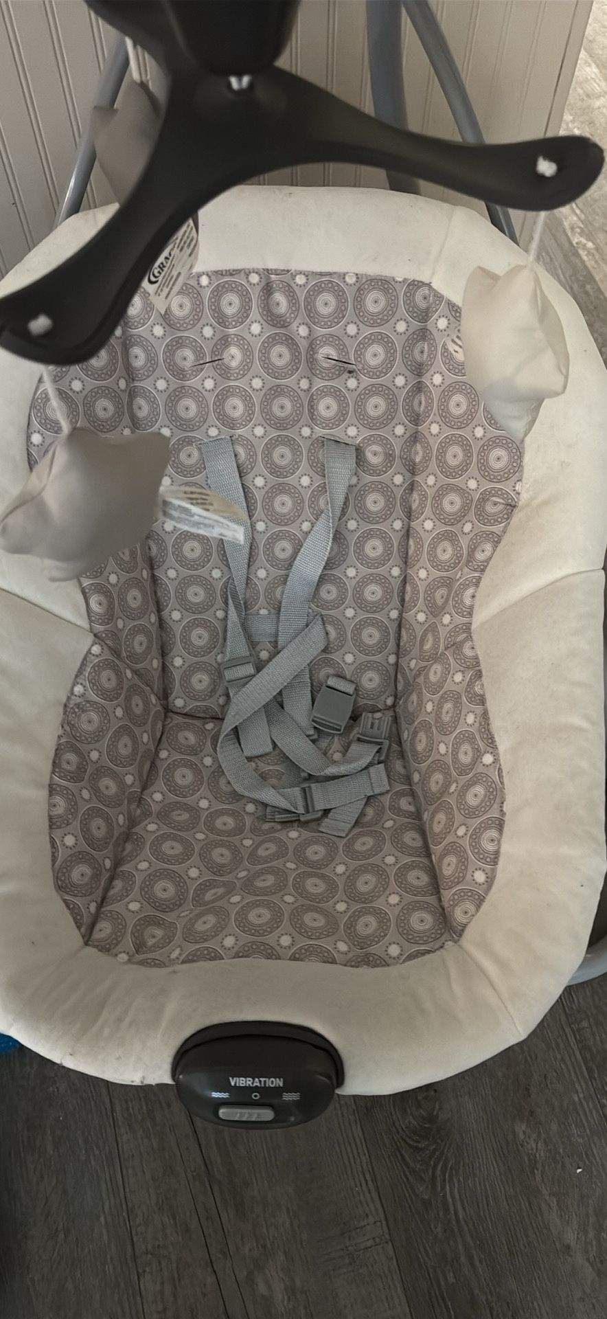 Graco Simple Sway Baby Swing