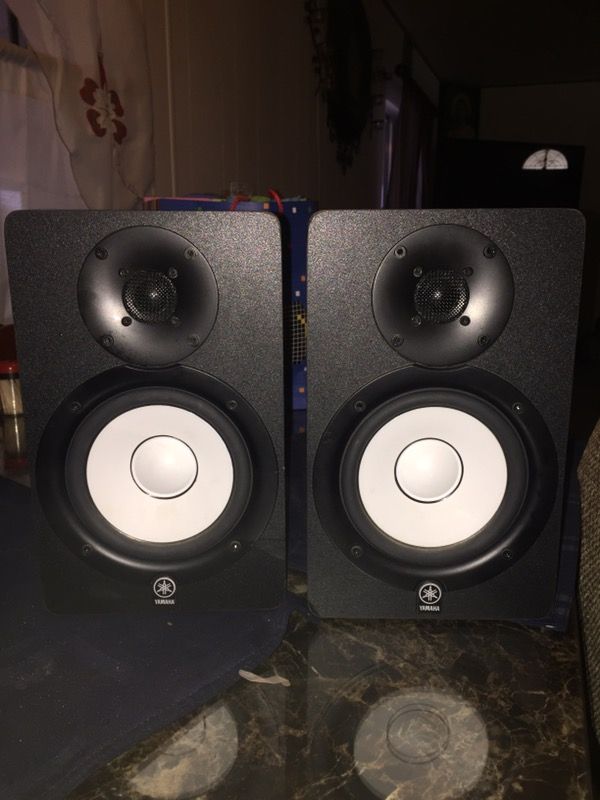 Yamaha HSM 5 studio monitors