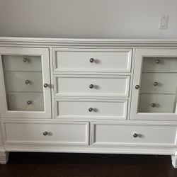 Dresser - White 
