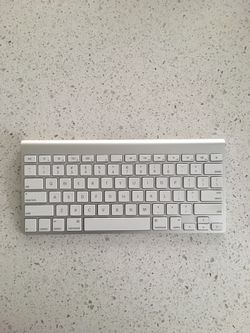 Apple Wireless Keyboard