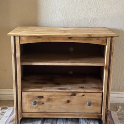 End Table/ TV Stand