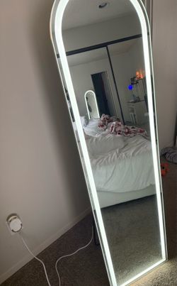 mirror with lights
