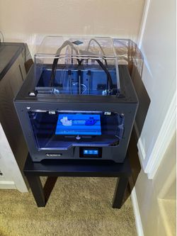3D Printer - Dual Nozzle Flashforge Creator Pro 2