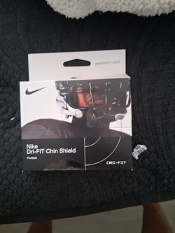 Nike Dri-Fit Chin Shield 3.0 Team Issue UNIVERSITY GOLD NEW DD8683 669 RARE