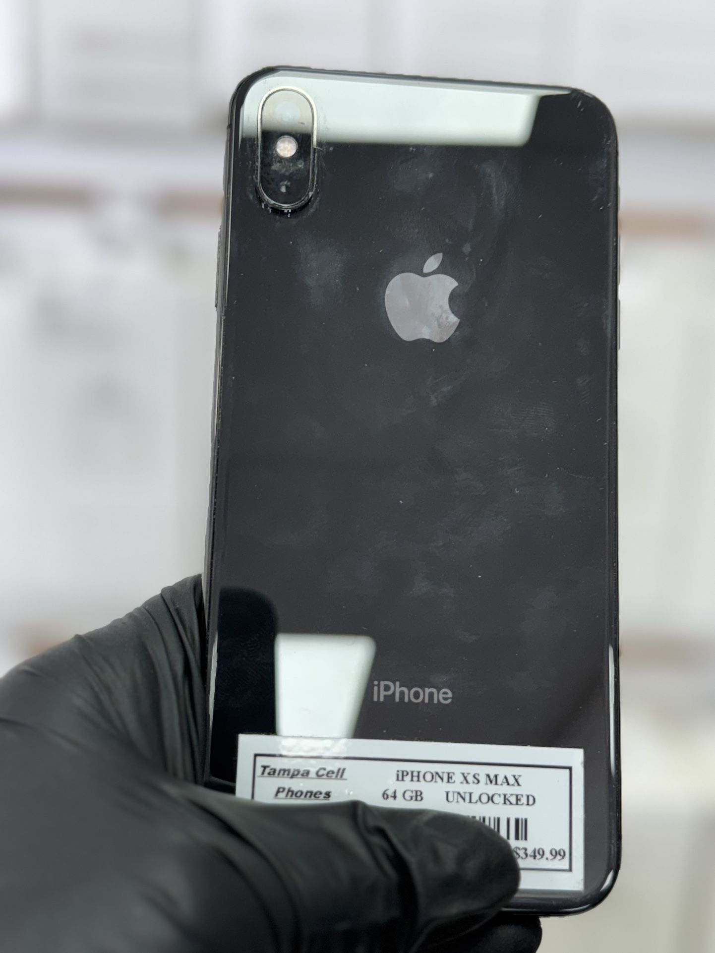 iPhone XS Max Unlocked 64 gb excellent condition! $ 280
