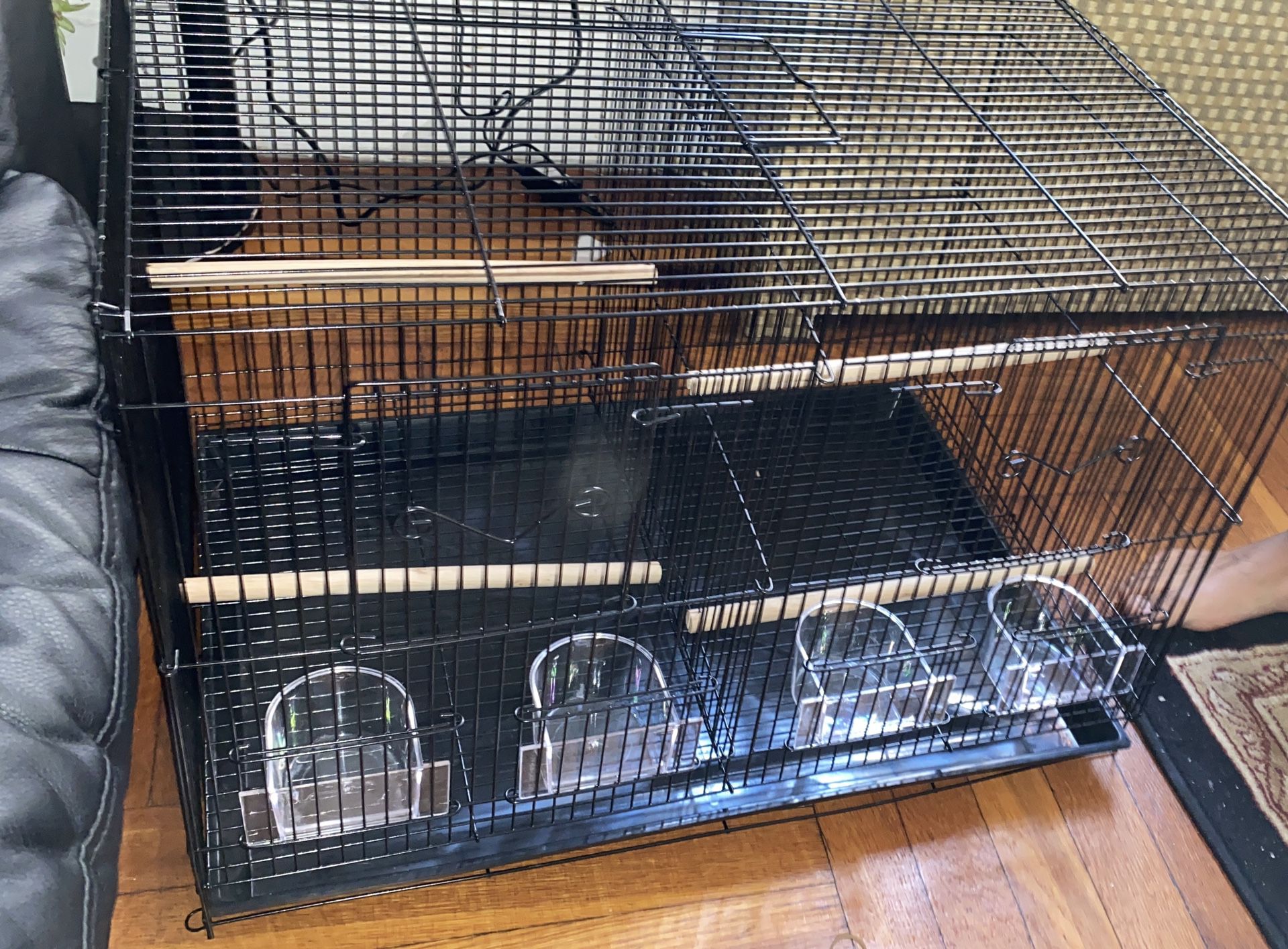Small breeding cages with divider, black