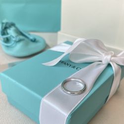 TIFFANY & CO. FOREVER WEDDING BAND RING IN PLATINUM WITH DIAMONDS SIZE 5 $1700