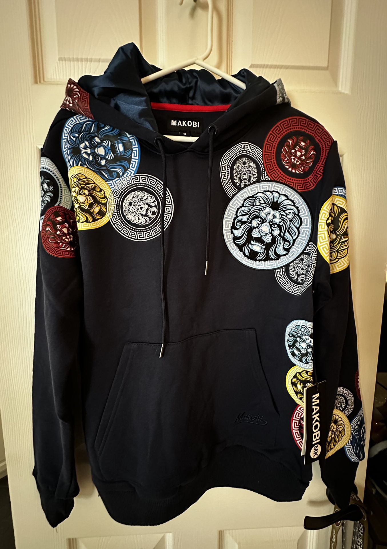 New ~ Makobi Sweatshirt-Streetwear (Small)