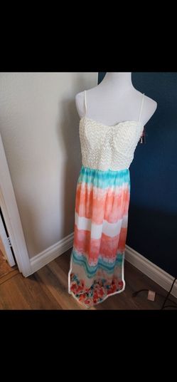 Summer dress in size L NWT