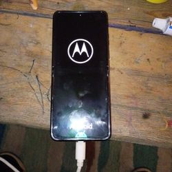 Moto flip Razer 2023 