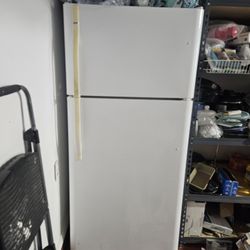 Working Fridge 