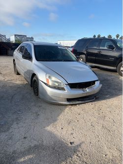Auto parts 2004 Honda Accord