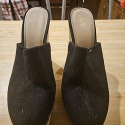 Mossimo Supply Co. Black Wooden Heel Clogs - Size 8.5