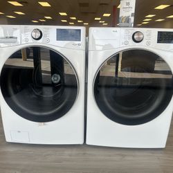 LG Washer And Dryer Set