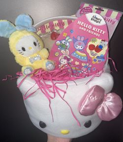 Hello Kitty Easter Basket 💕💕