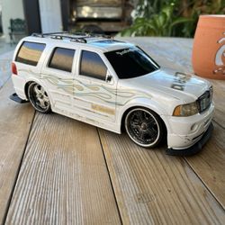 Jada Toys Lincoln Navigator Dub City R/C Rollers white rare no