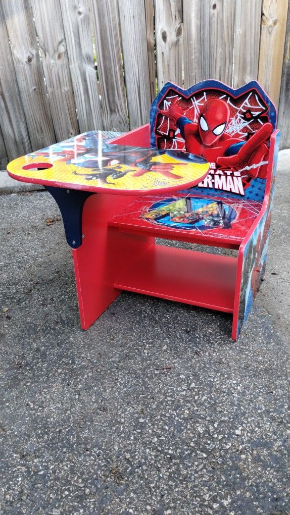 Marvel Comics Spider-Man In Action Kids Desk
