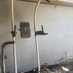 Pull Up/ Dip Station 