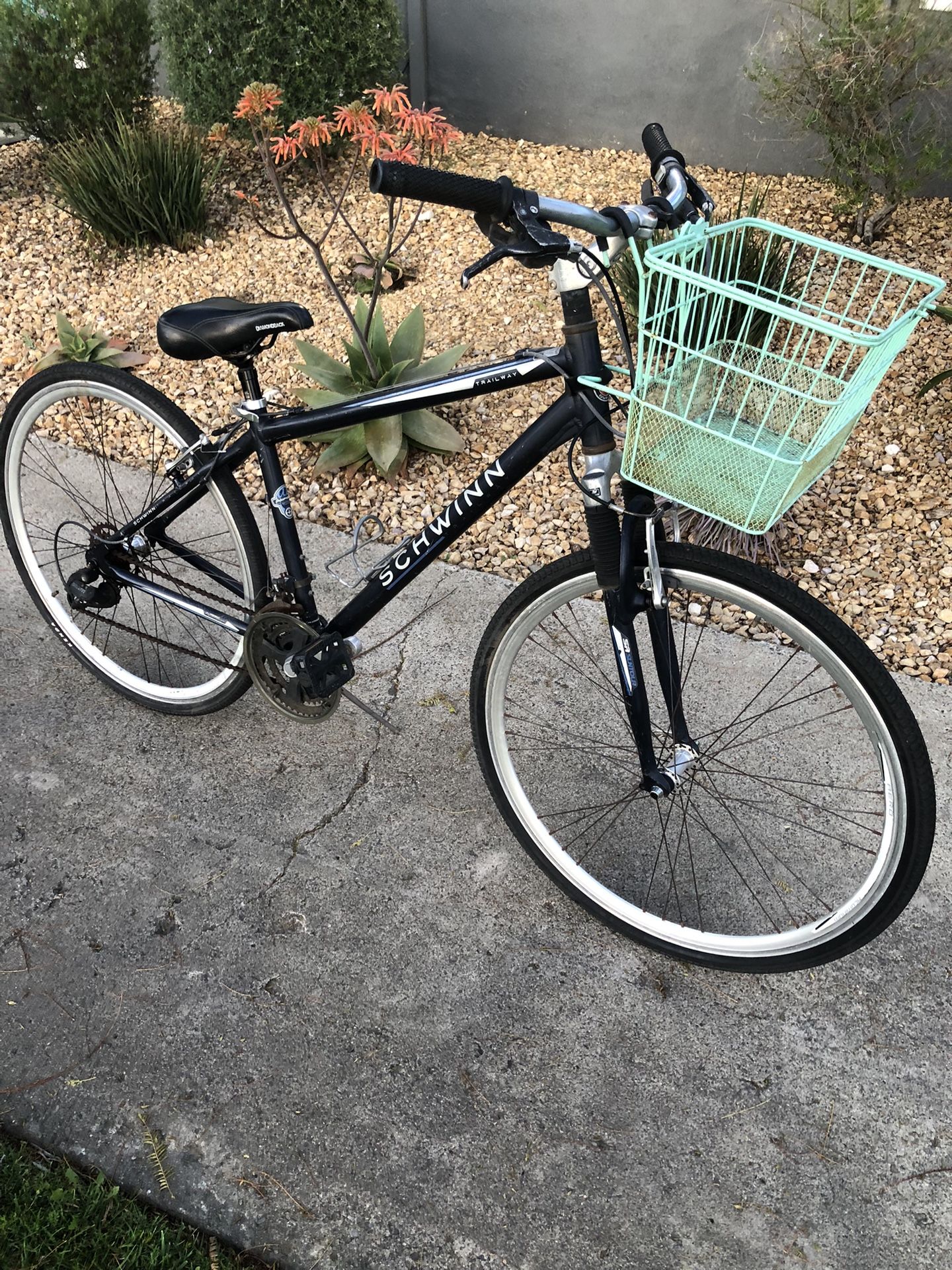 Bike Schwinn Mountain Aluminum $125