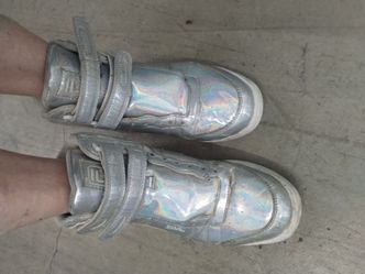 LA GEAR