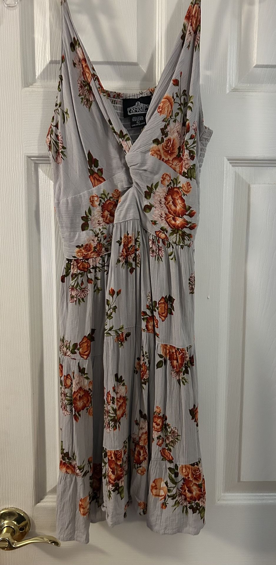Women's gray floral sundress size large 