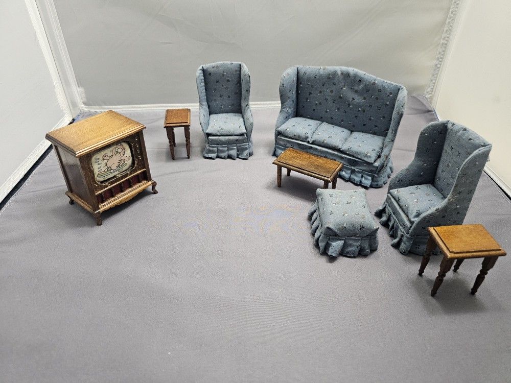 Vintage Dollhouse Living/Family Room Furniture Set